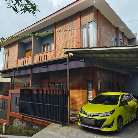 Bajorah Homestay Lembang Extérieur photo